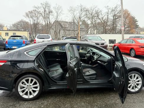 Used 2013 Toyota Avalon XLE image 10