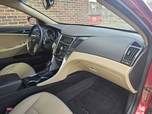 Used 2011 Hyundai Sonata Limited FWD image 7