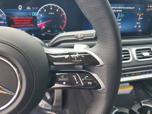 New 2026 Mercedes-Benz GLS 450 4MATIC image 36