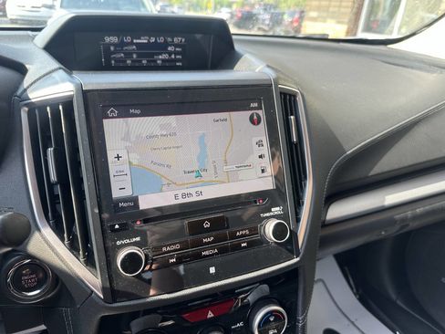 Used 2020 Subaru Forester Limited image 9