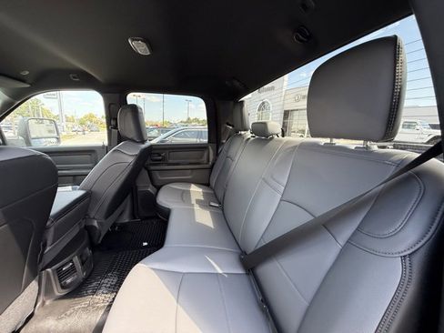 New 2026 RAM 2500 Tradesman w/ Chrome Appearance Group image 25