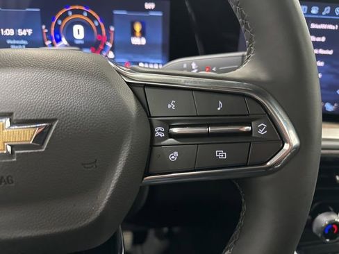 Certified 2025 Chevrolet Suburban High Country image 21