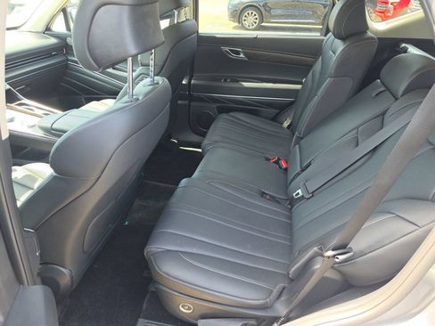 Used 2024 Genesis GV80 2.5T AWD/4WD image 8