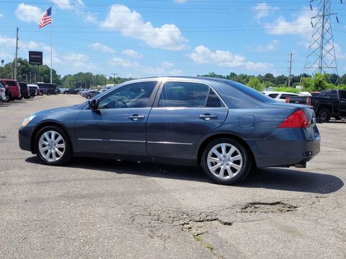 Used 2007 Honda Accord SE image 5