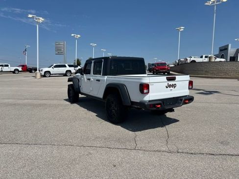 Used 2023 Jeep Gladiator Mojave w/ Trailer Tow Package AWD/4WD image 7