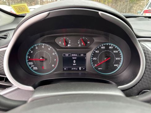 Used 2025 Chevrolet Malibu LT FWD image 22