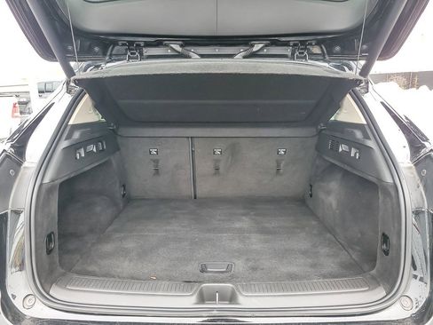 Certified 2022 Buick Envision Essence w/ Sport Touring Package image 19