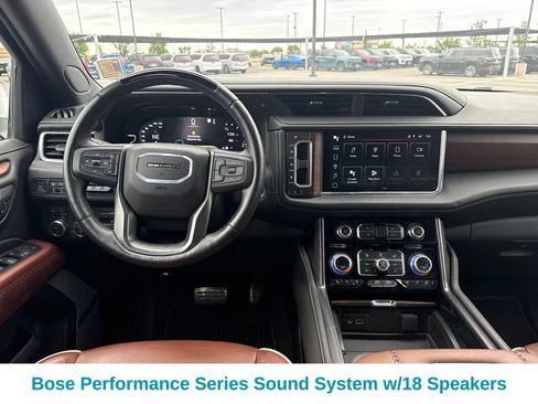 Used 2023 GMC Yukon XL Denali Ultimate AWD/4WD image 10