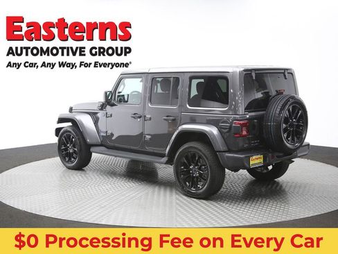 Used 2025 Jeep Wrangler Unlimited Sahara AWD/4WD image 63