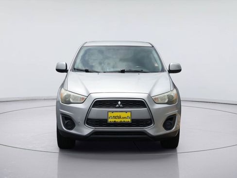 Used 2013 Mitsubishi Outlander Sport ES FWD image 3