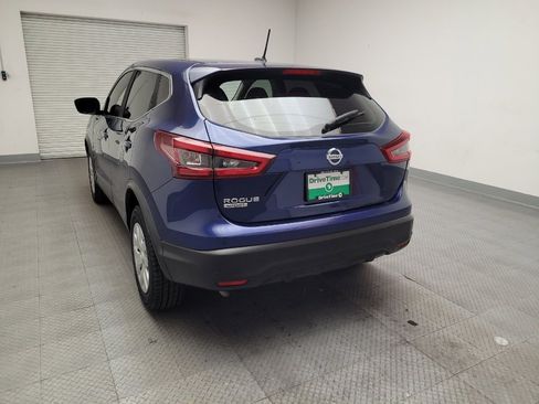Used 2020 Nissan Rogue Sport S image 6