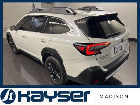 Used 2023 Subaru Outback Touring XT image 4