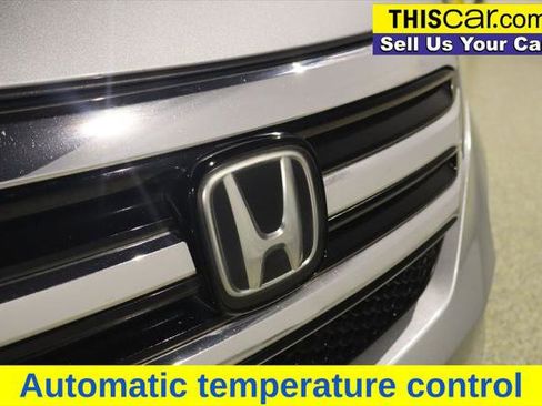 Used 2017 Honda Pilot Touring image 11