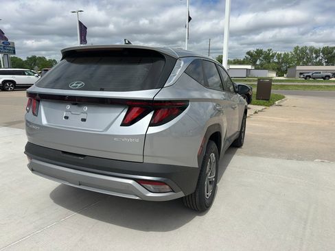 New 2026 Hyundai Tucson Blue SE AWD/4WD image 5