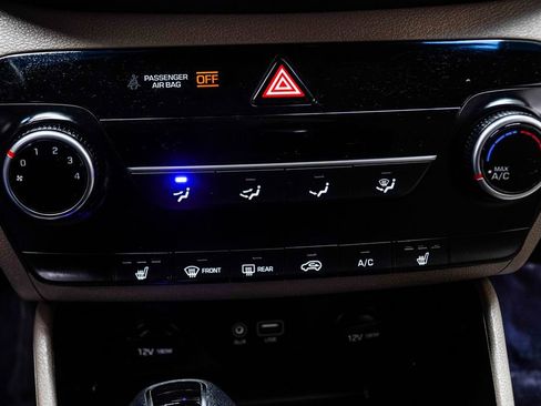 Used 2019 Hyundai Tucson Value FWD image 19