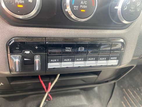 Used 2019 RAM 3500 Tradesman AWD/4WD image 9