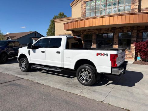 Used 2018 Ford F250 XLT w/ FX4 Off-Road Package AWD/4WD image 29
