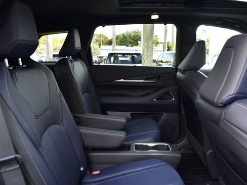 New 2026 INFINITI QX60 Sport w/ Dark Cargo Package image 30