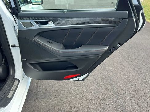 Used 2018 Genesis G80 3.3T Sport image 13