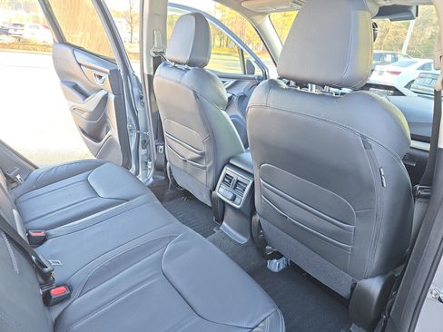 Used 2022 Subaru Forester Limited w/ Popular Package #2 image 11