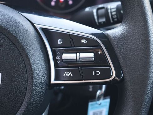 Used 2024 Kia Forte LXS w/ LXS Technology Package FWD image 13