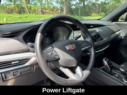 Used 2023 Cadillac XT4 Premium Luxury w/ Cold Weather Package AWD/4WD image 15
