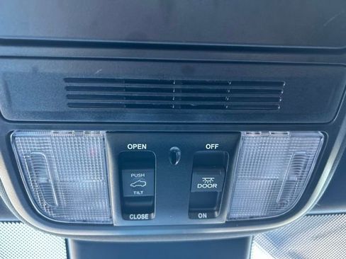 Used 2023 Honda Odyssey Sport image 21
