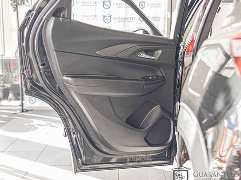 Used 2023 Chevrolet TrailBlazer LT FWD image 36