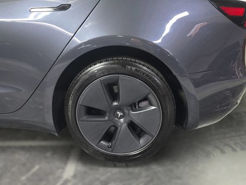 Used 2022 Tesla Model 3 Long Range AWD/4WD image 19