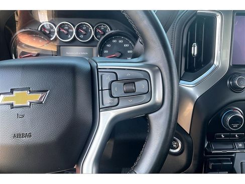 Used 2023 Chevrolet Silverado 2500 LTZ AWD/4WD image 21