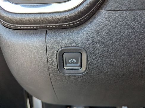 Used 2020 Chevrolet Silverado 1500 LT w/ All-Star Edition image 23