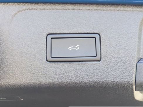 New 2026 Volkswagen Atlas SE image 15