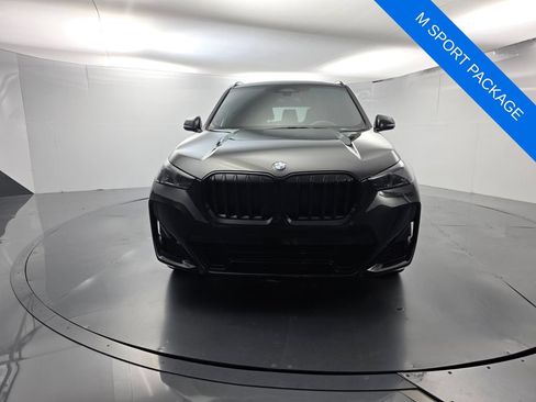 Used 2025 BMW X1 xDrive28i w/ M Sport Package AWD/4WD image 2