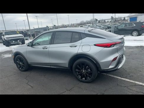 Certified 2024 Buick Envista Sport Touring w/ Convenience I Package image 6