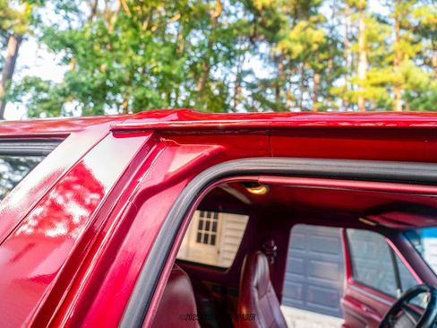 Used 1995 Ford Bronco XLT image 64