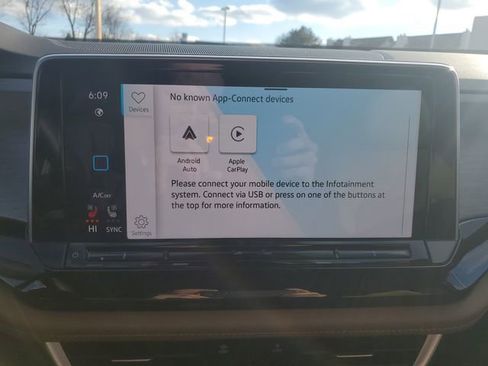 New 2026 Volkswagen Atlas Cross Sport SE AWD/4WD image 33