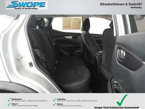 Used 2022 Nissan Rogue Sport S image 9