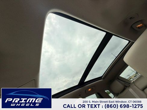 Used 2014 Cadillac SRX Performance AWD/4WD image 23