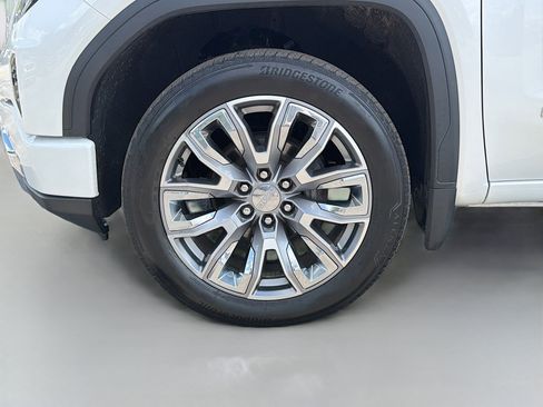 Used 2024 GMC Sierra 1500 Denali AWD/4WD image 40