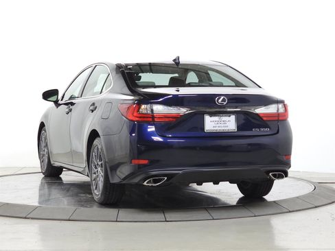 Used 2018 Lexus ES 350 w/ Navigation System Package FWD image 5