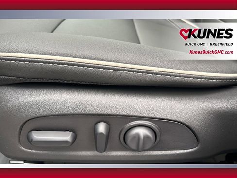 New 2026 Buick Envista Sport Touring w/ Studio Series image 40