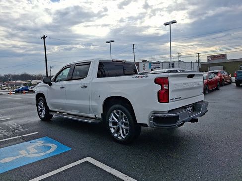 Used 2019 Chevrolet Silverado 1500 LTZ w/ LTZ Plus Package image 4
