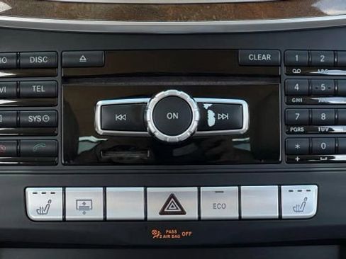 Used 2015 Mercedes-Benz E 350 4MATIC Sedan image 37