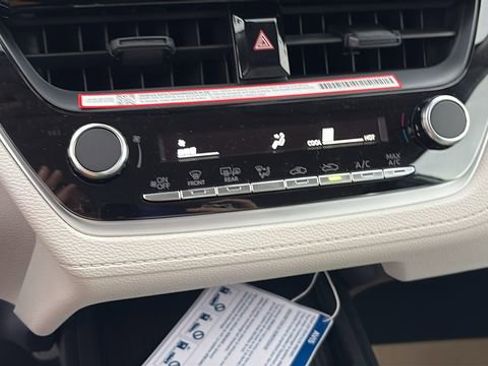 New 2026 Toyota Corolla Cross L image 15