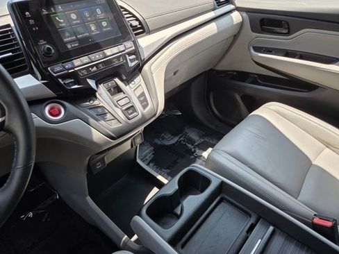 Used 2023 Honda Odyssey EX-L image 32