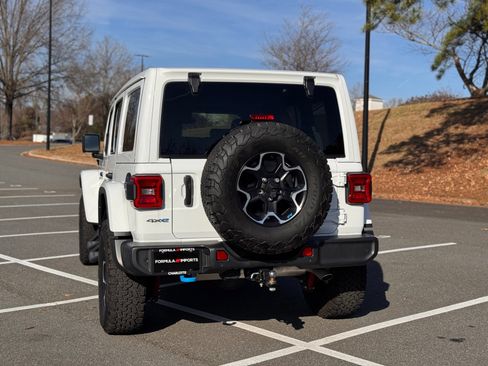 Used 2023 Jeep Wrangler Unlimited Rubicon 4xe w/ Safety Group image 9