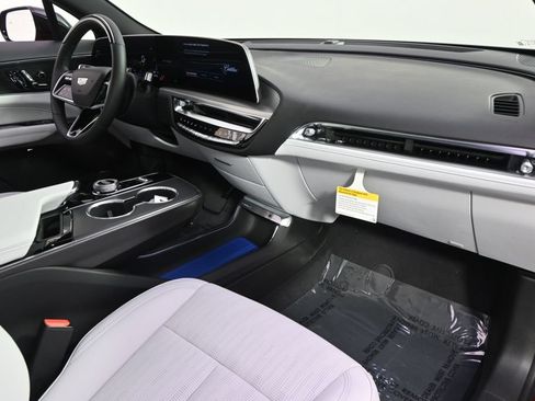 New 2026 Cadillac Lyriq Luxury w/ LPO, Floor Liner Package AWD/4WD image 15