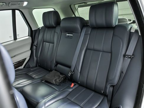 Used 2016 Land Rover Range Rover Autobiography image 22