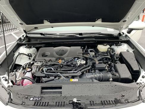 Used 2026 Toyota Camry SE w/ Convenience Package FWD image 16