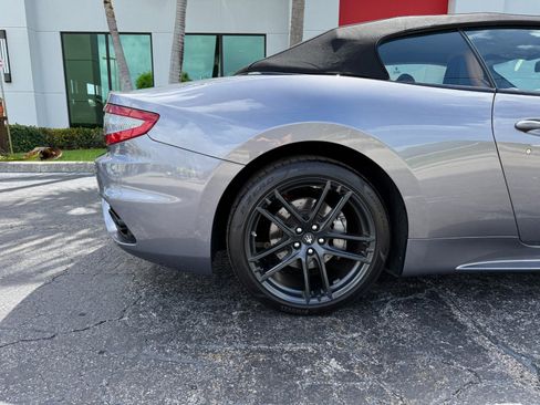 Used 2019 Maserati GranTurismo Sport image 3